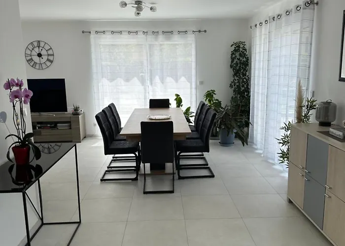 Au Calme Surequipee 3 Ch 9p Maxi * Flainval