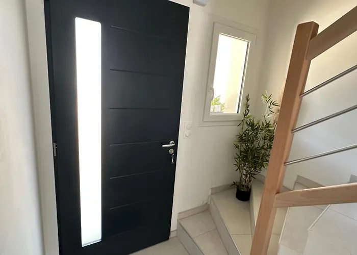 Vila Au Calme Surequipee 3 Ch 9p Maxi Flainval